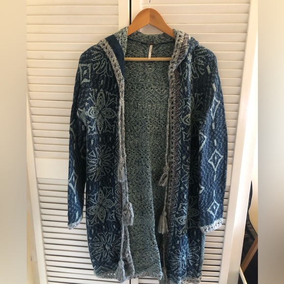 💮Free People tassel cardigan💮 - Picture 3 of 13